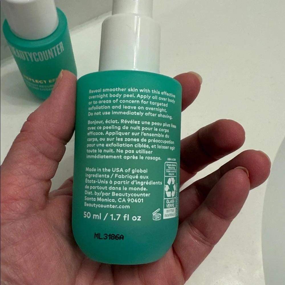 Beautycounter Overnight Peels .5 oz and 1.7 - Picture 3 of 4